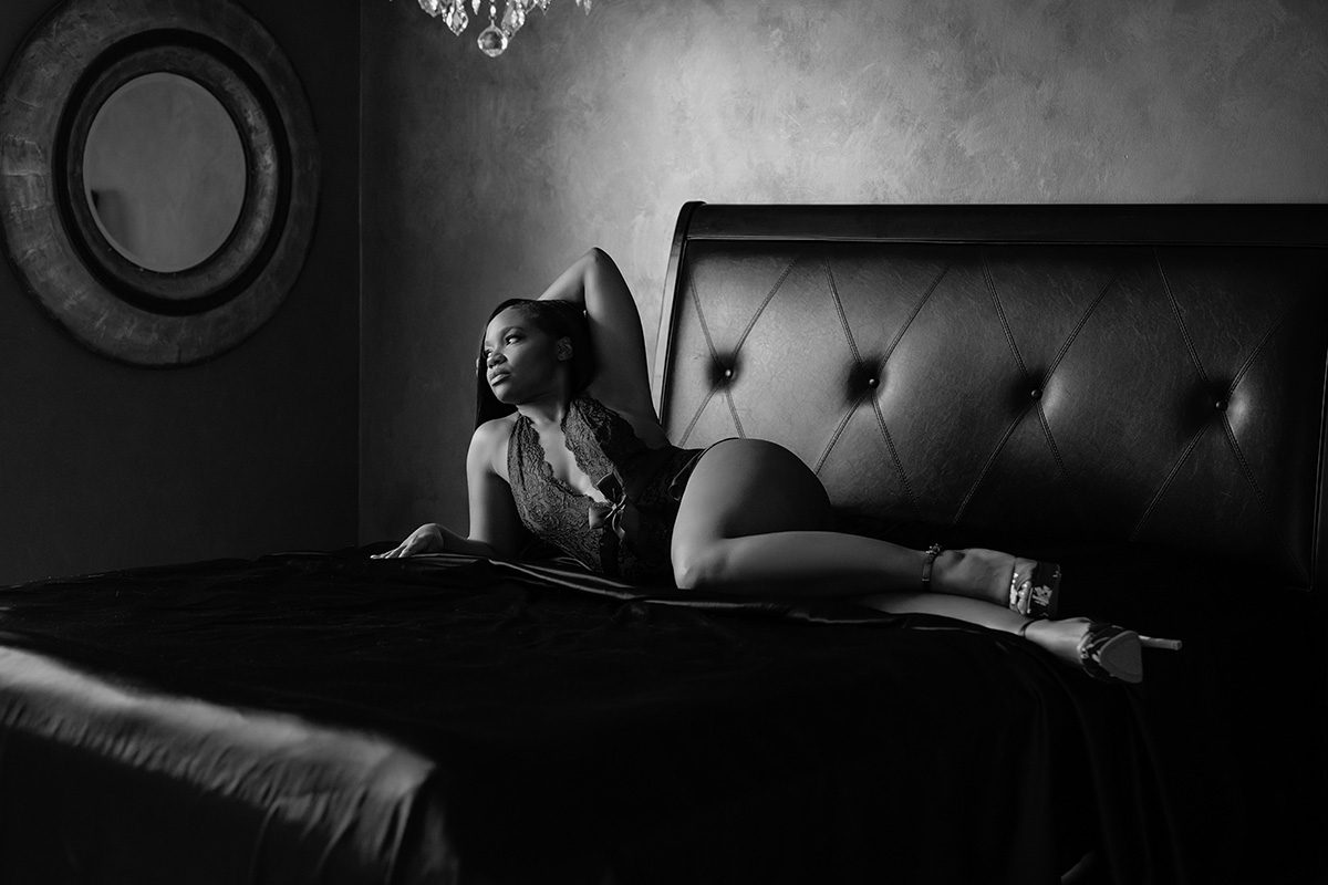 laying down poses, lingerie photoshoot, michigan boudoir